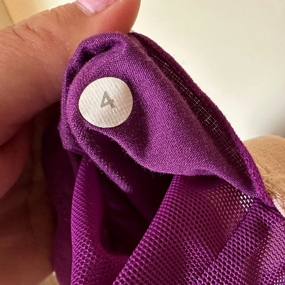 Lululemon Women's Scoop neck tank purple and grey size 4 workout yoga gym - Picture 6 of 7